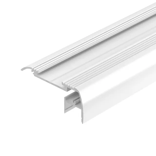 Профиль STAIR-W65-2000 ANOD, ракурс 2