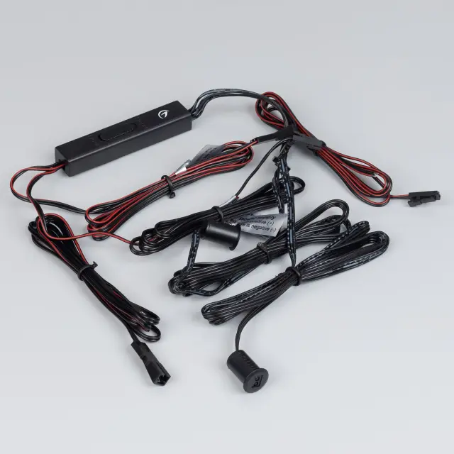ИК-датчик SR-PRIME-RECESSED-IRD/H-R11-BK (12-24V, 48-96W, DOOR/HAND), ракурс 2