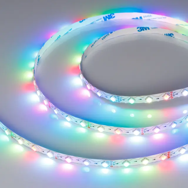 Светодиодная лента SPI-RZ-B60-8mm 12V RGB-PX1-BPT (9 W/m, IP20, 5060, 5m), ракурс 2