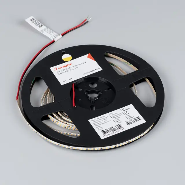Светодиодная лента MICROLED-M240-4mm 24V Warm3000 (8 W/m, IP20, 2216, 5m), ракурс 2