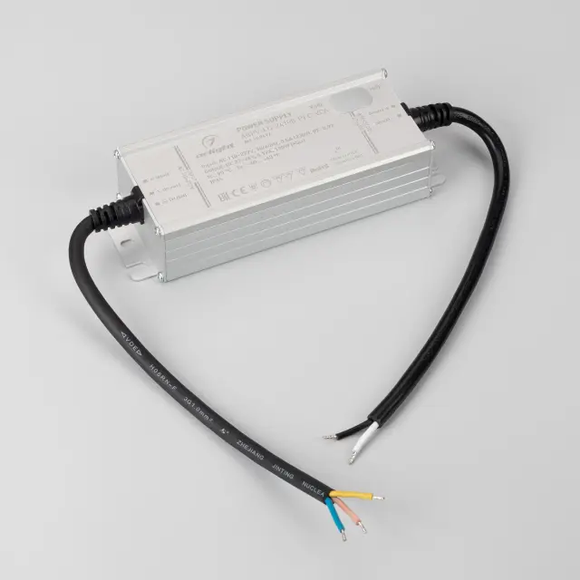 Блок питания ARPV-LG-24100-PFC-VCA (22-26V, 4.17A, 100W), ракурс 2