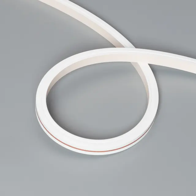 Гибкий неон MOONLIGHT-TOP-X320-13x12mm 24V White6500 (5 W/m, IP67, sauna, 5m, wire x1), ракурс 3