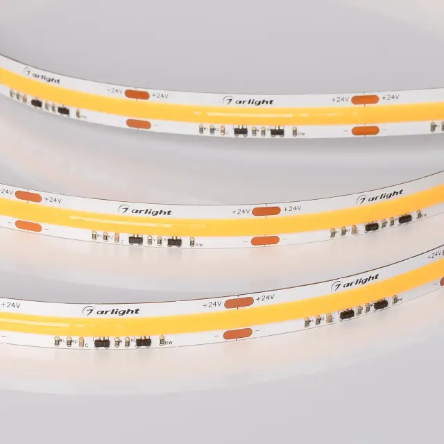 Светодиодная лента COB-X560-10mm 24V Dim-To-Warm (14 W/m, IP20, 5m), ракурс 3