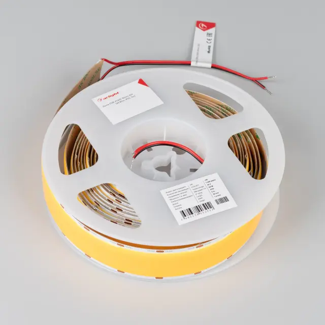 Светодиодная лента COB-X1600-30mm 24V Day4000 (40 W/m, IP20, 5m), ракурс 3