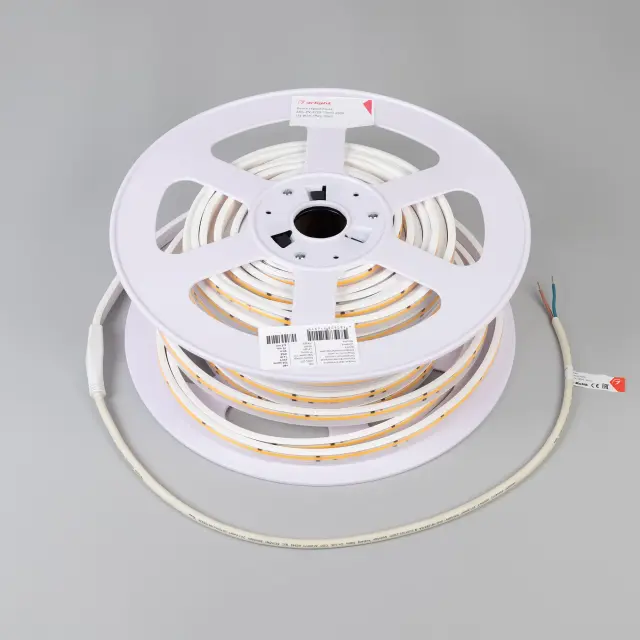 Светодиодная лента герметичная ARL-PV-X720-15mm 230V Day4000 (14 W/m, IP65, 30m), ракурс 3