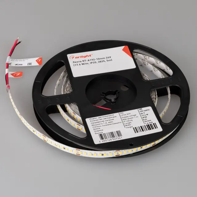 Светодиодная лента RT-A192-10mm 24V Warm2400 (17.6 W/m, IP20, 2835, 5m), ракурс 2