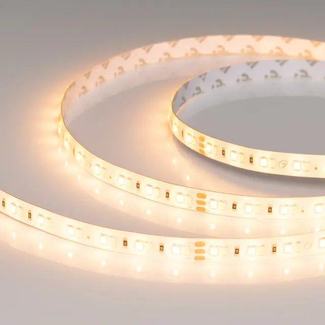 Светодиодная лента герметичная RTW-SE-A140-10mm 24V Day-MIX (14.4 W/m, IP65, 2835, 5m), ракурс 3