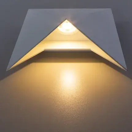Бра Arte Lamp A1609AP-1WH BUSTA — белый, ракурс 4
