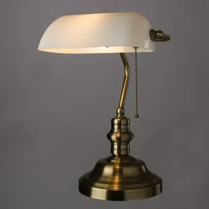 Настольная лампа Arte Lamp A2493LT-1AB BANKER — бронза, ракурс 2
