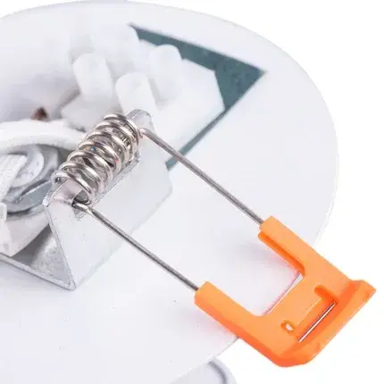 Точечный светильник Arte Lamp A3214PL-1WH CEFEO — белый, ракурс 3