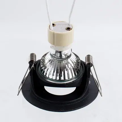 Точечный светильник Arte Lamp A3219PL-1BK ACCENTO — черный, ракурс 3