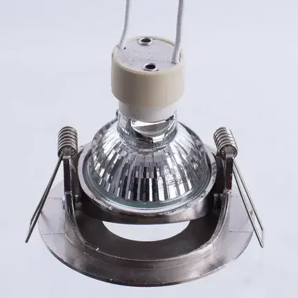 Точечный светильник Arte Lamp A3219PL-1SS ACCENTO — серебряный, ракурс 3