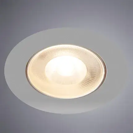 Точечный светильник Arte Lamp A4762PL-1WH KAUS — белый, ракурс 2