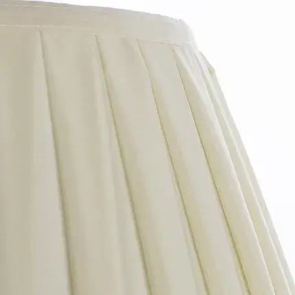 Настольная лампа Arte Lamp A5199LT-1WH RADISON — белый, ракурс 3