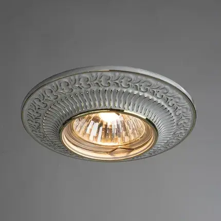 Точечный светильник Arte Lamp A5280PL-1WG OCCHIO — белое золото, ракурс 2