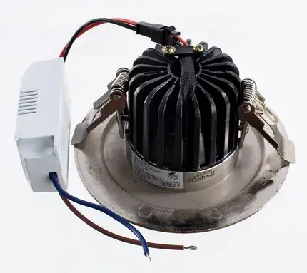 Точечный светильник Arte Lamp A5438PL-1SS UOVO — серебряный, ракурс 3