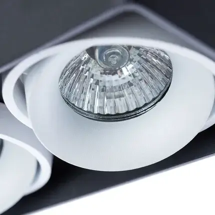 Точечный светильник Arte Lamp A5654PL-2BK PICTOR — черный, ракурс 4