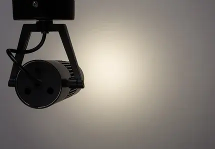 Спот Arte Lamp A6520AP-1BK LINEA — черный, ракурс 3
