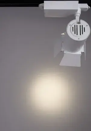 Светильник для однофазного трека Arte Lamp A6730PL-1WH FALENA — белый, ракурс 3