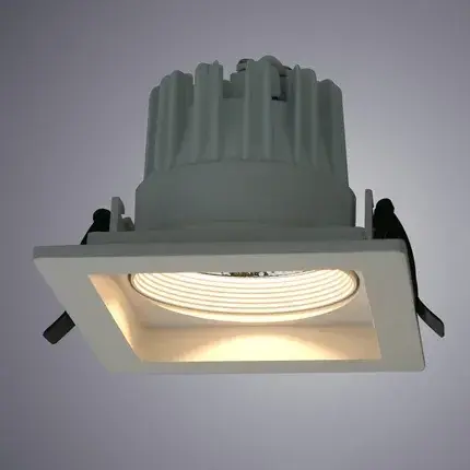Точечный светильник Arte Lamp A7018PL-1WH PRIVATO — белый, ракурс 2