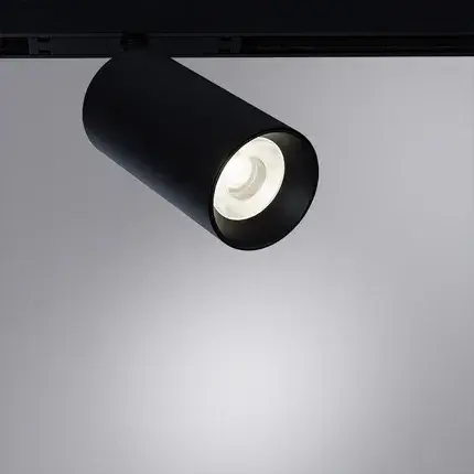Светильник для магнитного трека Arte Lamp A7261PL-1BK OPTIMA — черный, ракурс 2
