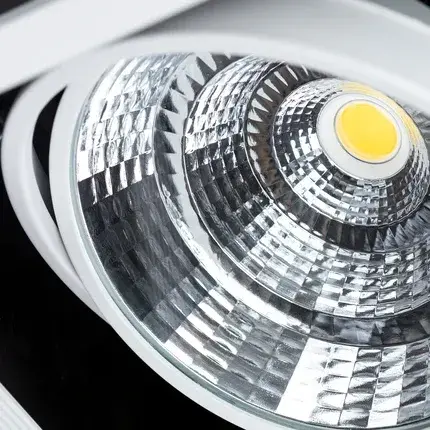 Точечный светильник Arte Lamp A8450PL-1WH MERGA — белый, ракурс 7