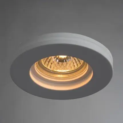 Точечный светильник Arte Lamp A9210PL-1WH INVISIBLE — белый, ракурс 2
