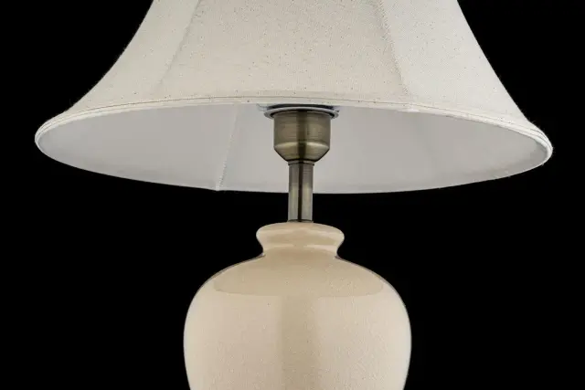 Настольная лампа Arti Lampadari Gianni E 4.1 C — бежевый, ракурс 3