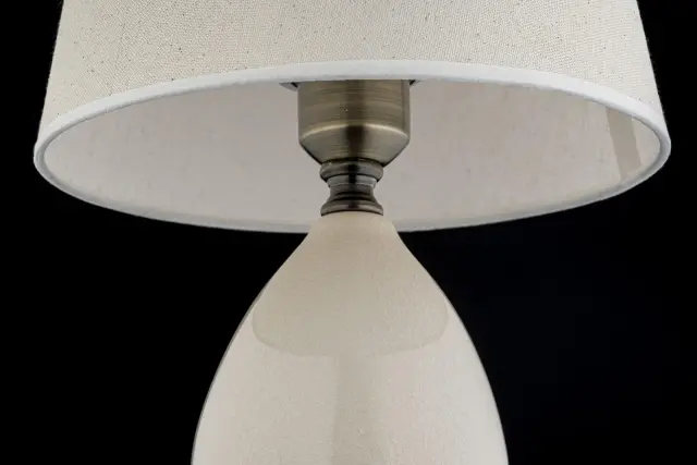 Настольная лампа Arti Lampadari Riccardo E 4.1 C — бежевый, ракурс 3