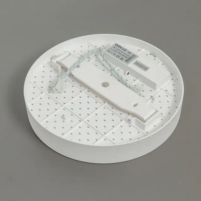 Точечный светильник Citilux CL712240N ТАО — белый, ракурс 4