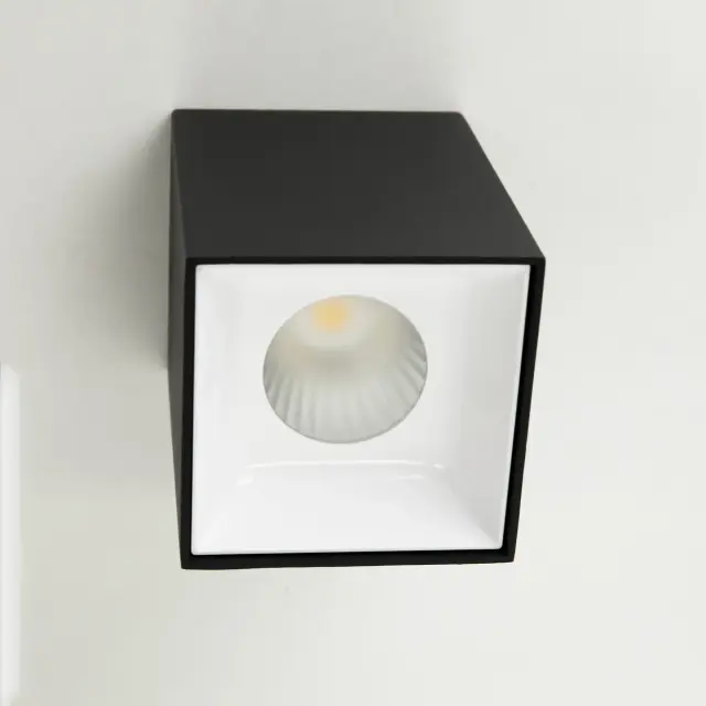 Точечный светильник Citilux CL7440210 СТАРК — черный, ракурс 5
