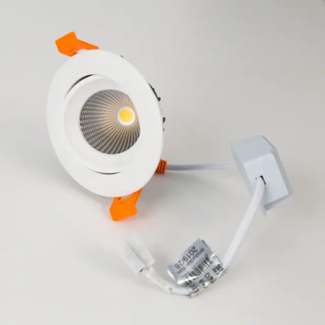 Точечный светильник Citilux CLD001NW0 АЛЬФА — белый, ракурс 3