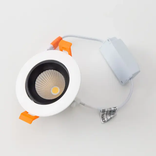 Точечный светильник Citilux CLD001NW4 АЛЬФА — белый, ракурс 4
