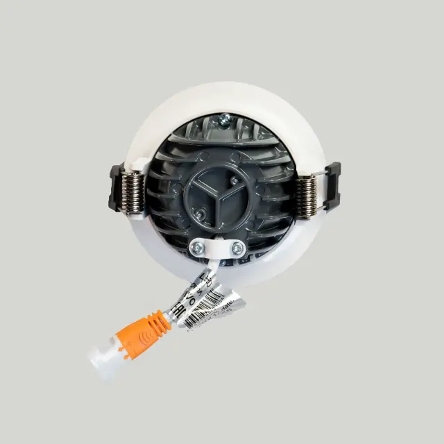 Точечный светильник Citilux CLD004NW0 ГАММА — белый, ракурс 17