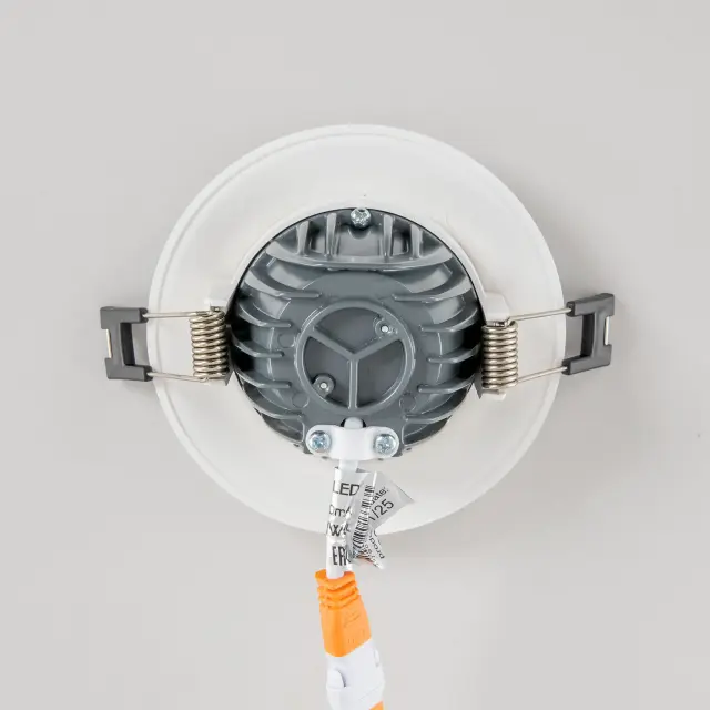 Точечный светильник Citilux CLD042NW0 ДЗЕТА — белый, ракурс 14