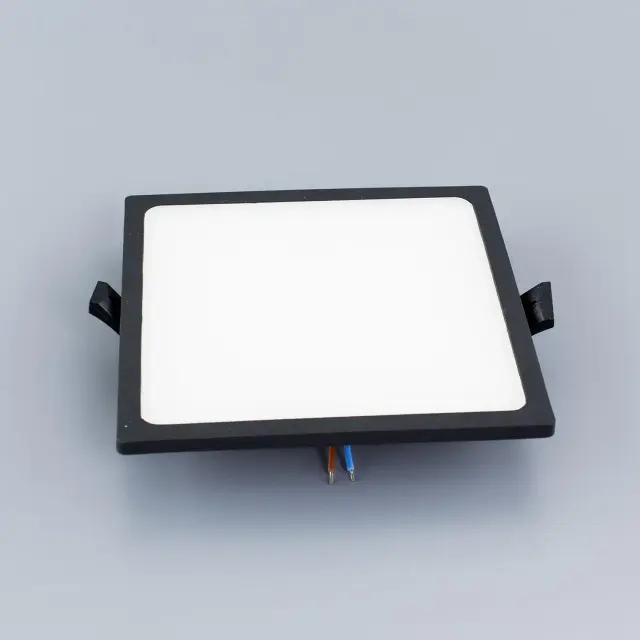 Точечный светильник Citilux CLD50K152 ОМЕГА — черный, ракурс 5