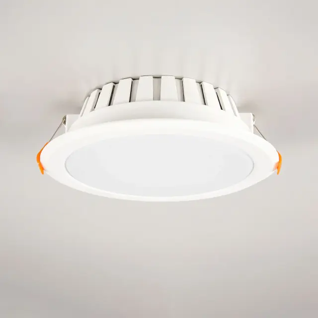 Точечный светильник Citilux CLD5112N КИНТО — белый, ракурс 3