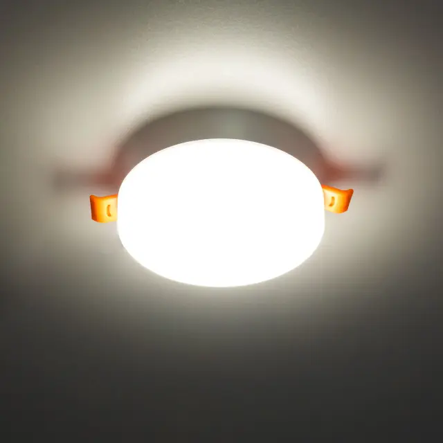 Точечный светильник Citilux CLD5310N ВЕГА — белый, ракурс 15