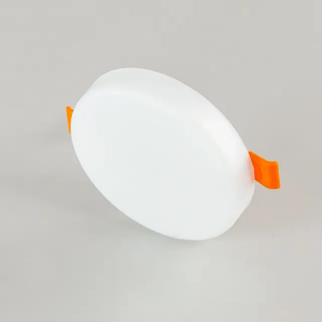 Точечный светильник Citilux CLD5310N ВЕГА — белый, ракурс 18
