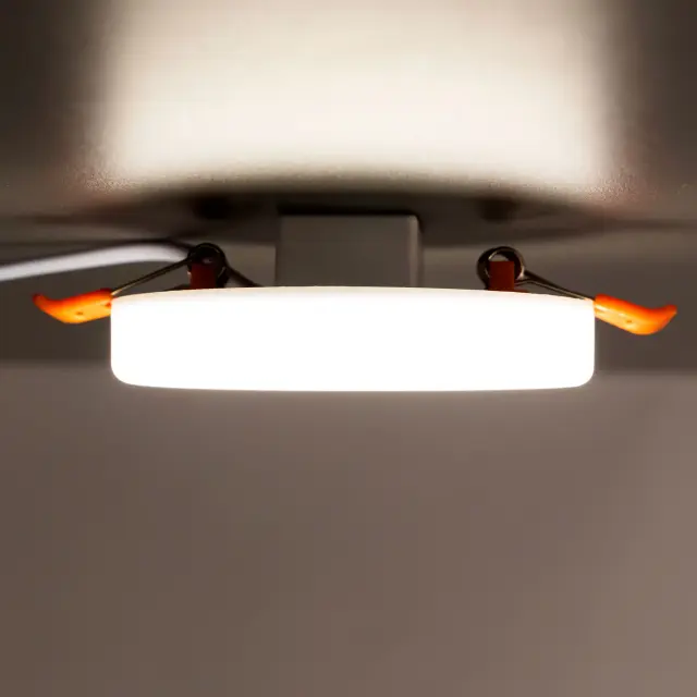 Точечный светильник Citilux CLD5310N ВЕГА — белый, ракурс 5