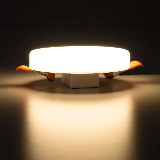 Точечный светильник Citilux CLD5310W ВЕГА — белый, ракурс 11