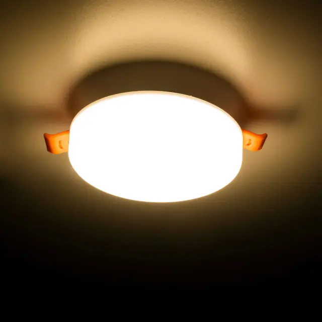Точечный светильник Citilux CLD5310W ВЕГА — белый, ракурс 12