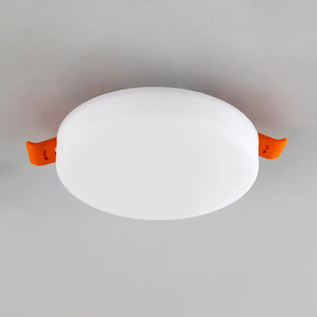 Точечный светильник Citilux CLD5310W ВЕГА — белый, ракурс 8
