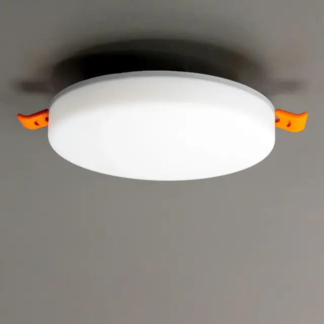 Точечный светильник Citilux CLD5315N ВЕГА — белый, ракурс 10