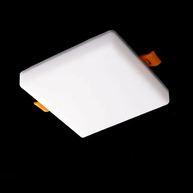 Точечный светильник Citilux CLD53K10W ВЕГА — белый, ракурс 21