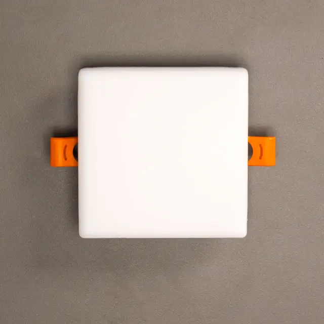 Точечный светильник Citilux CLD53K10W ВЕГА — белый, ракурс 6
