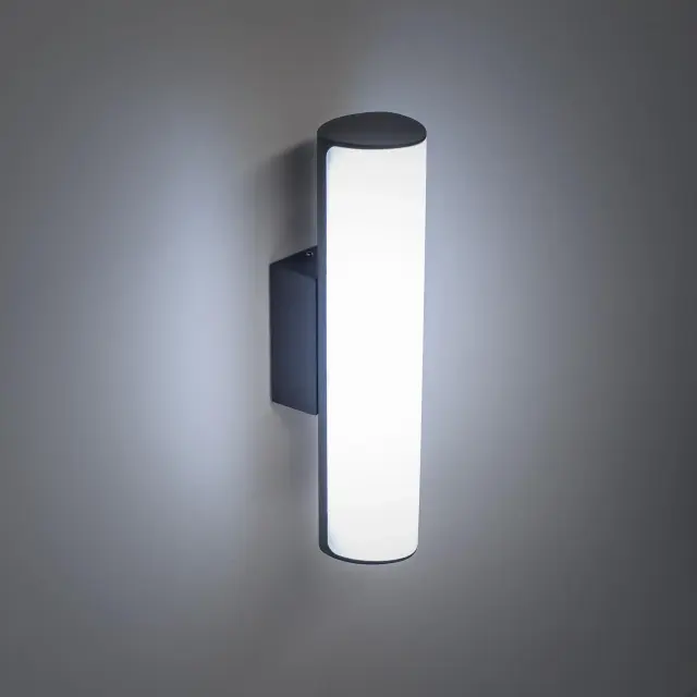 Уличный светильник Citilux CLU0007 GARDA — черный, ракурс 3