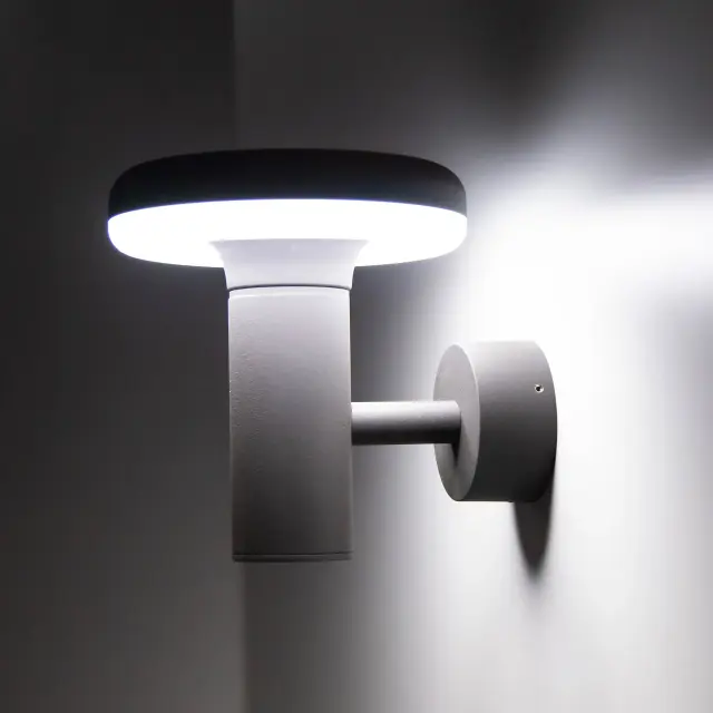 Уличный светильник Citilux CLU01W GARDA — черный, ракурс 9