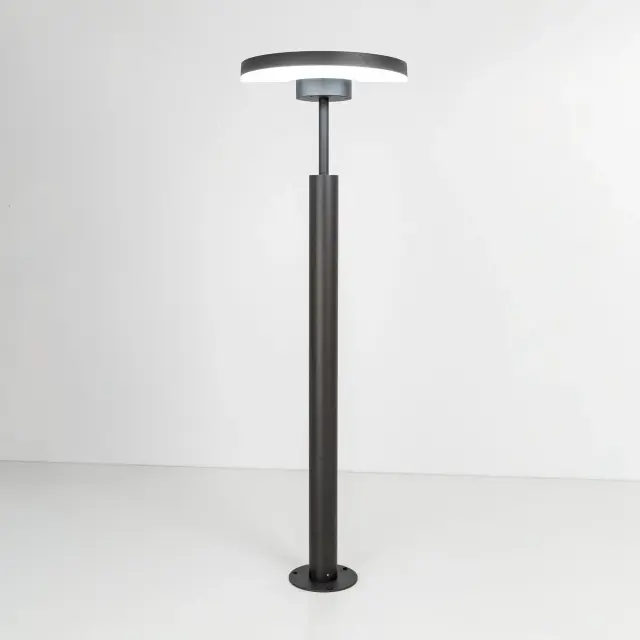 Уличный светильник Citilux CLU03B1 GARDA — черный, ракурс 3