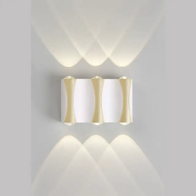 Настенный уличный светильник Crystal Lux CLT 022W3 WH-GO 4000K — белый, ракурс 2